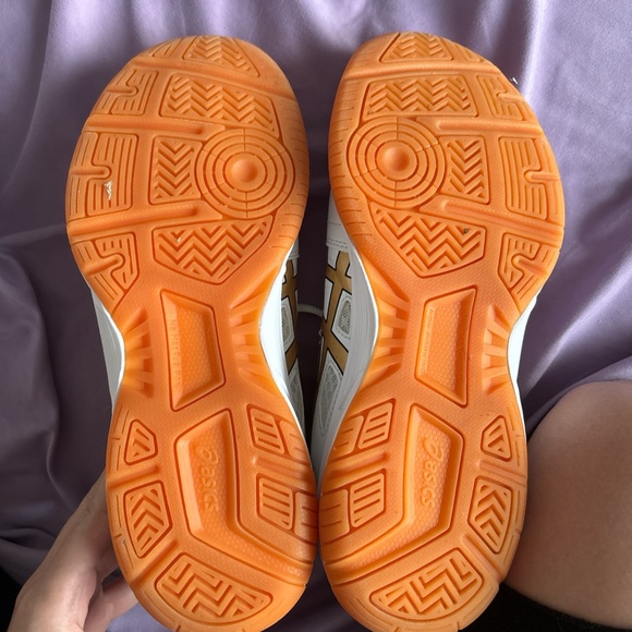 White/Gold/Black ASICS - Picture 5 of 5